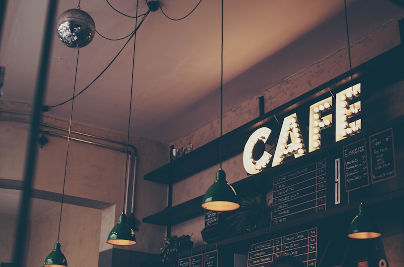 {cafe.name}